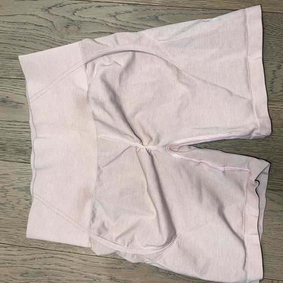 Oner Active Effortless Shorts - Picture 2 of 2